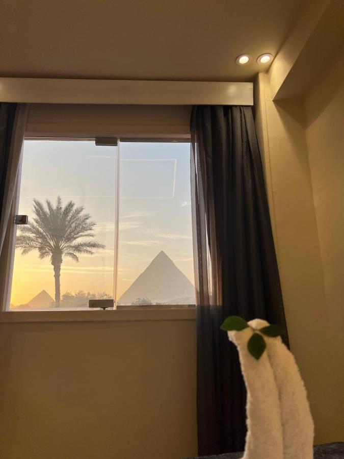 Blue Scarab Pyramids View Cairo Exterior foto